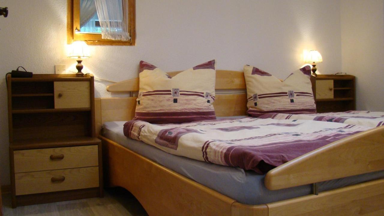 אלטנה Ferienwohnung Heidi מראה חיצוני תמונה